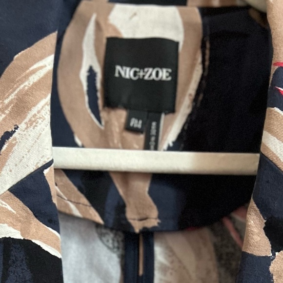 ⚫️ Nic + Zoe Petites Budding Printed Business Two-Button Blazer - Picture 9 of 11